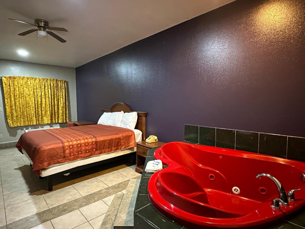 Texas Inn and Suites RGV