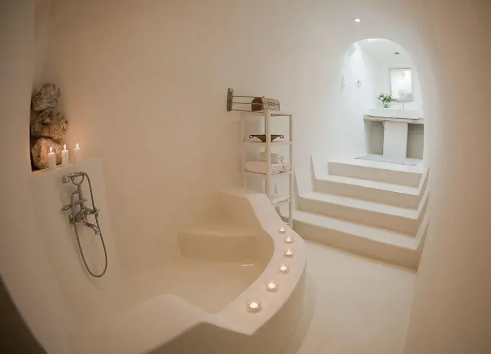 Art Villa Exogonia Santorini