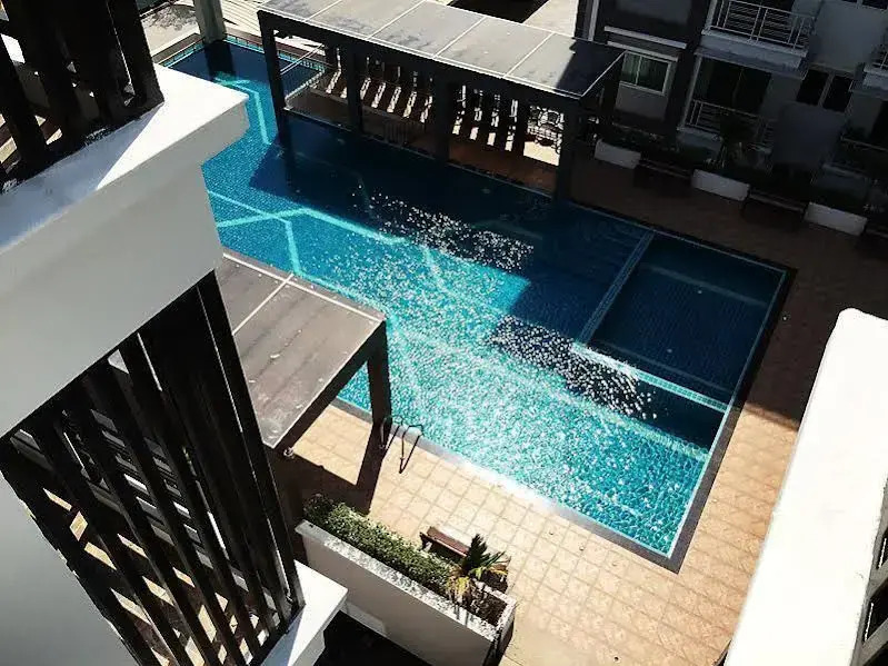 The Contrast i Hotel