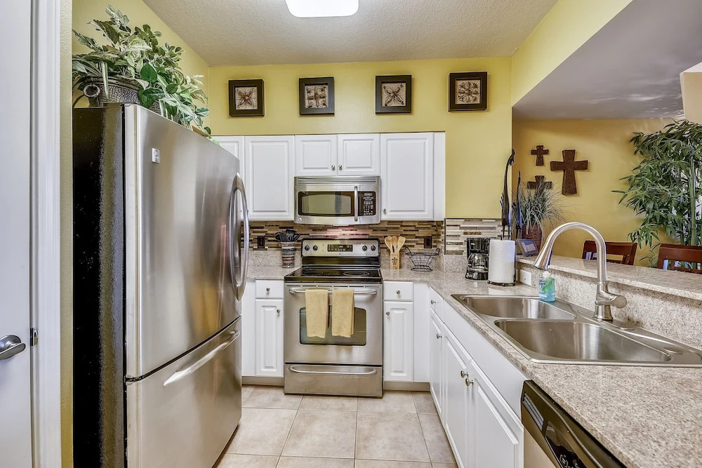 Shores Of Panama 2217- Elegantly Decorated, Sleeps 6, Free Fun! 1 Bedroom Condo by RedAwning