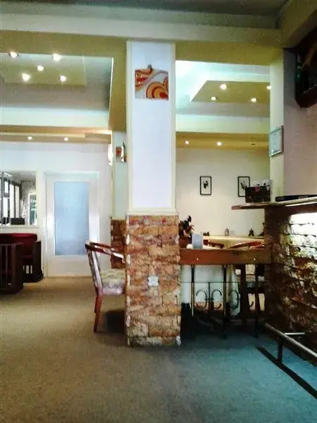 Ani Hotel