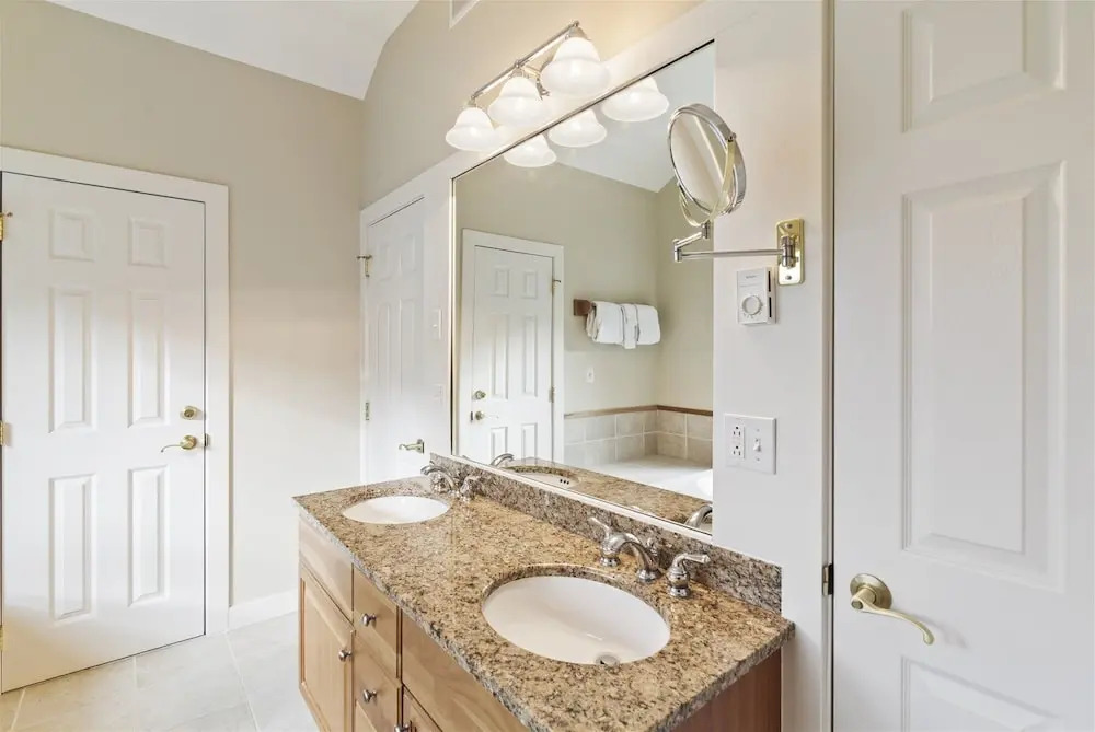 622a Topnotch
