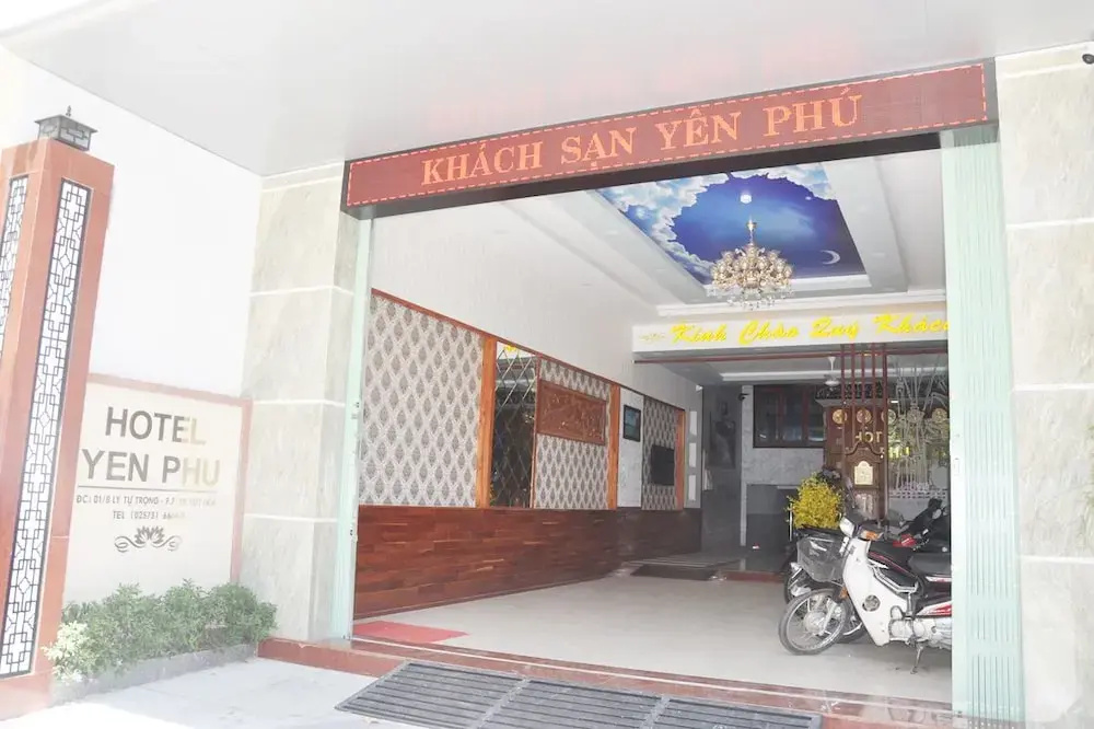 Khach San Yen Phu