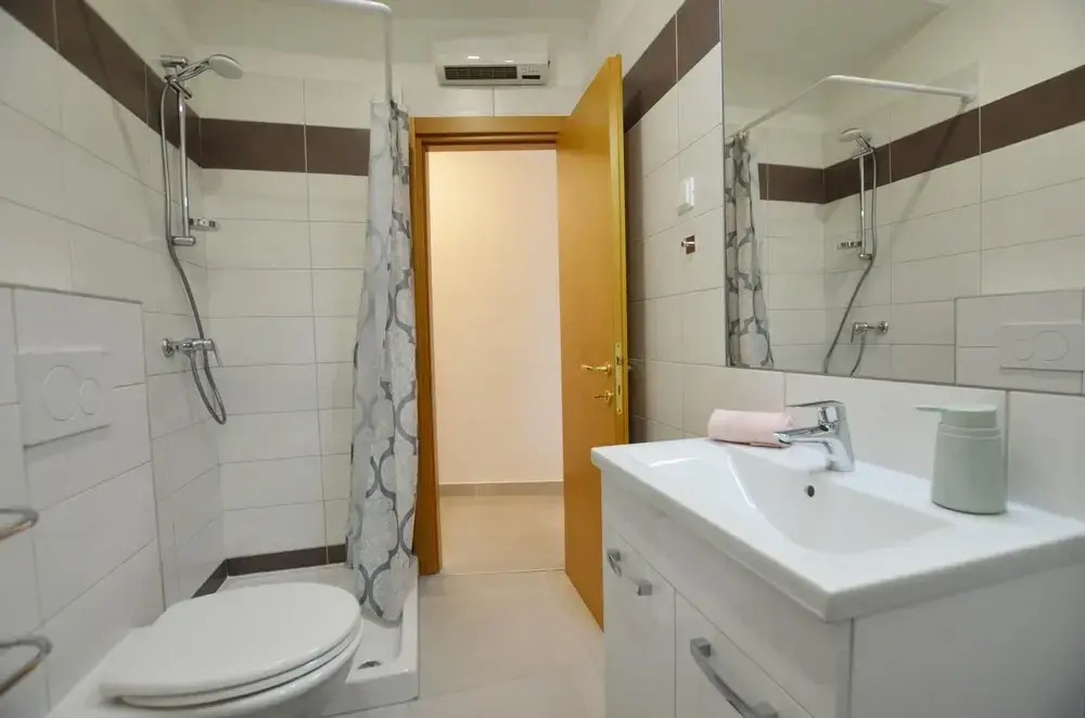 Irene in Rovinj With 1 Bedrooms and 1 Bathrooms