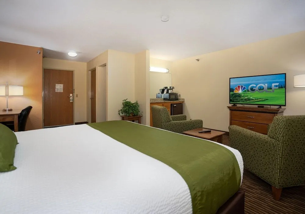 Country Inn Two Harbors