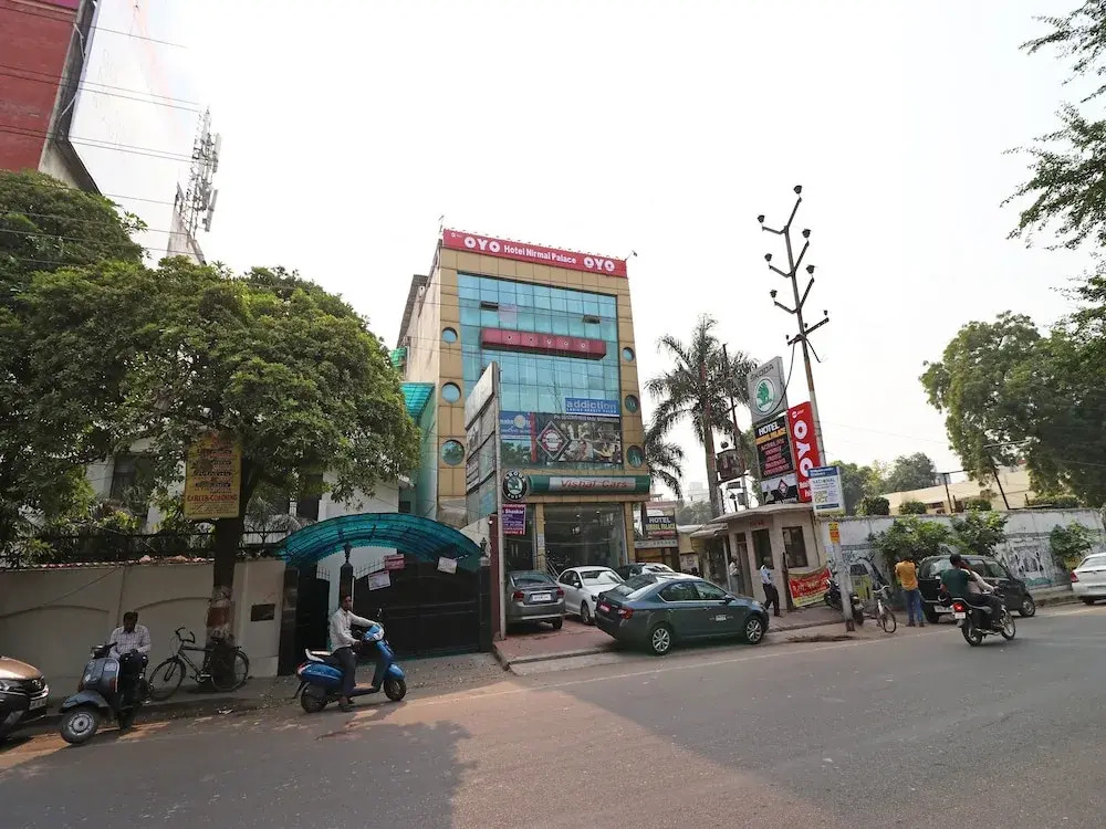 OYO 9307 Home Stay Hotel Nirmal Palace