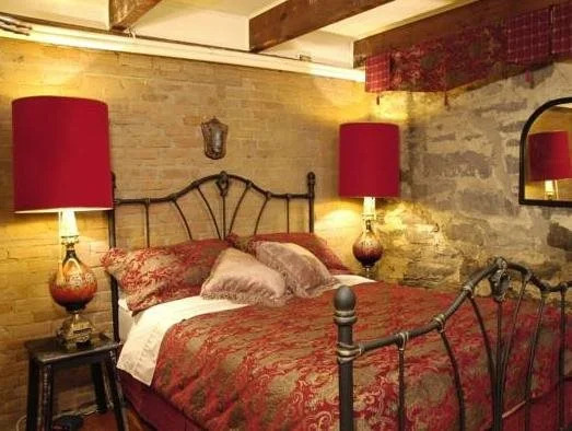 Jade Blue Bed And Breakfast