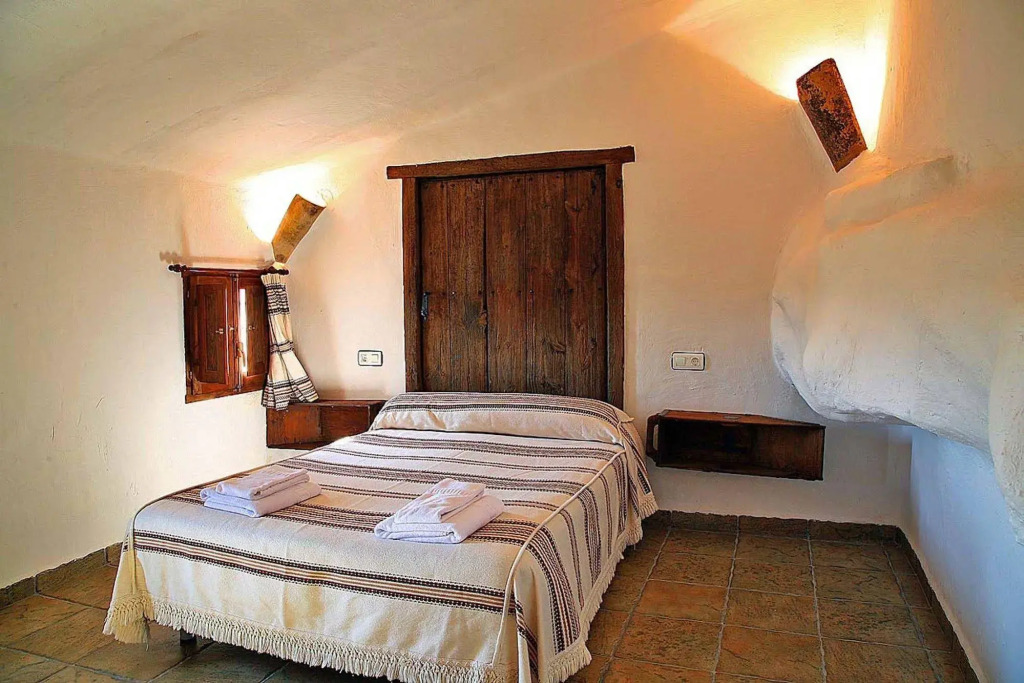 Cuevas La Atalaya