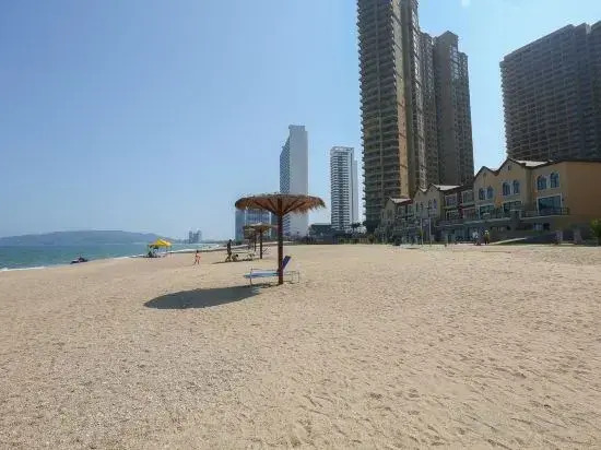 Xingfu Bay Seaview Apartment