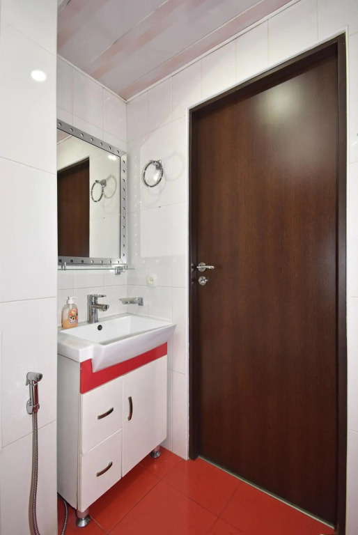 Yeznik Koghbatsi - Amiryan crossroads 1 bedroom comfy apartment with Balcony KO100