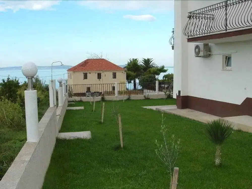 Mediterano Apartmani