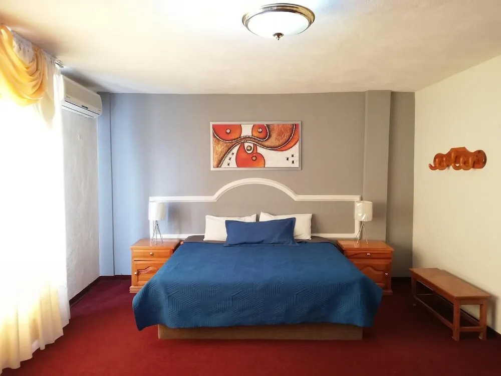 OYO Hotelito Inn