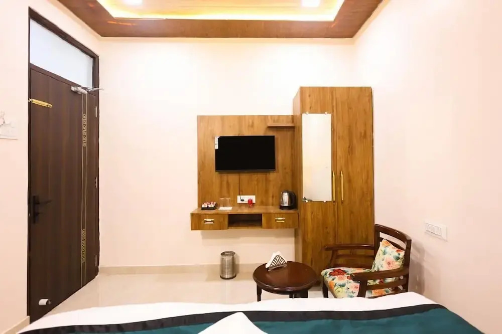 Hotel Baba Kinaram Kutir Varanasi