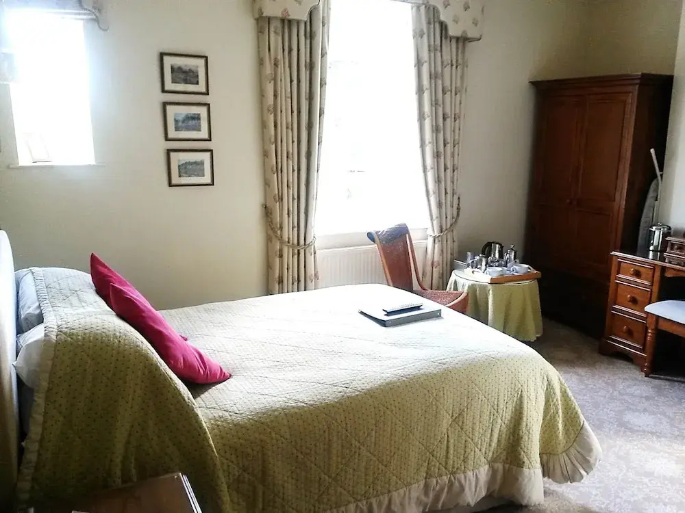 Samuel Fox Country Inn