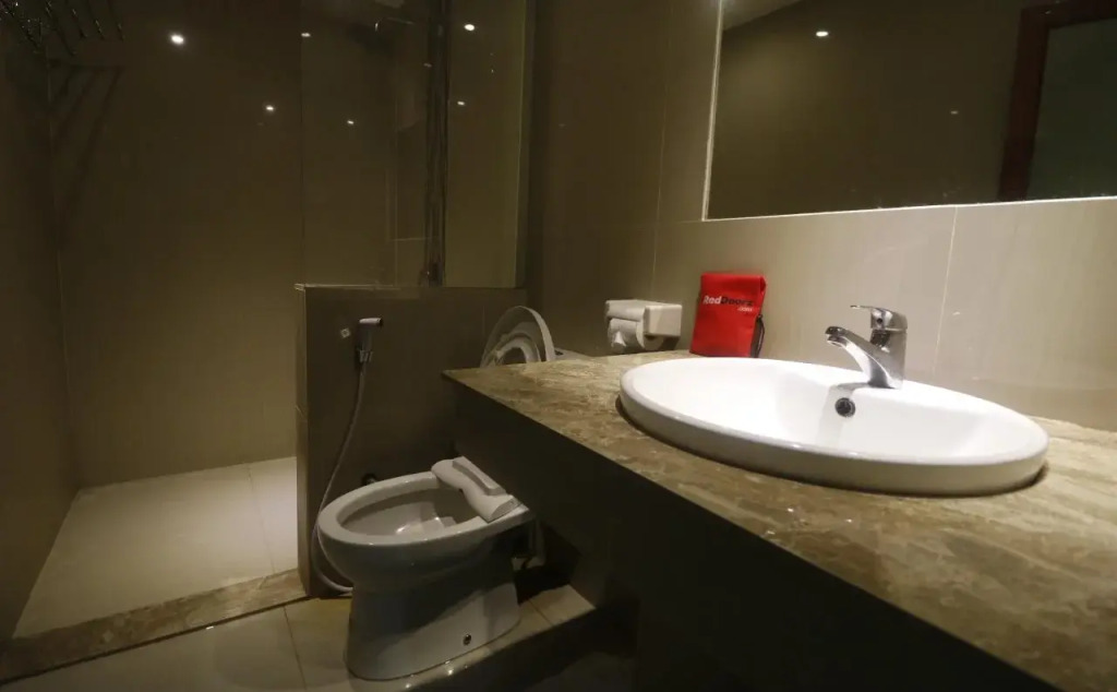 RedDoorz Plus near Jambi Prima Mall