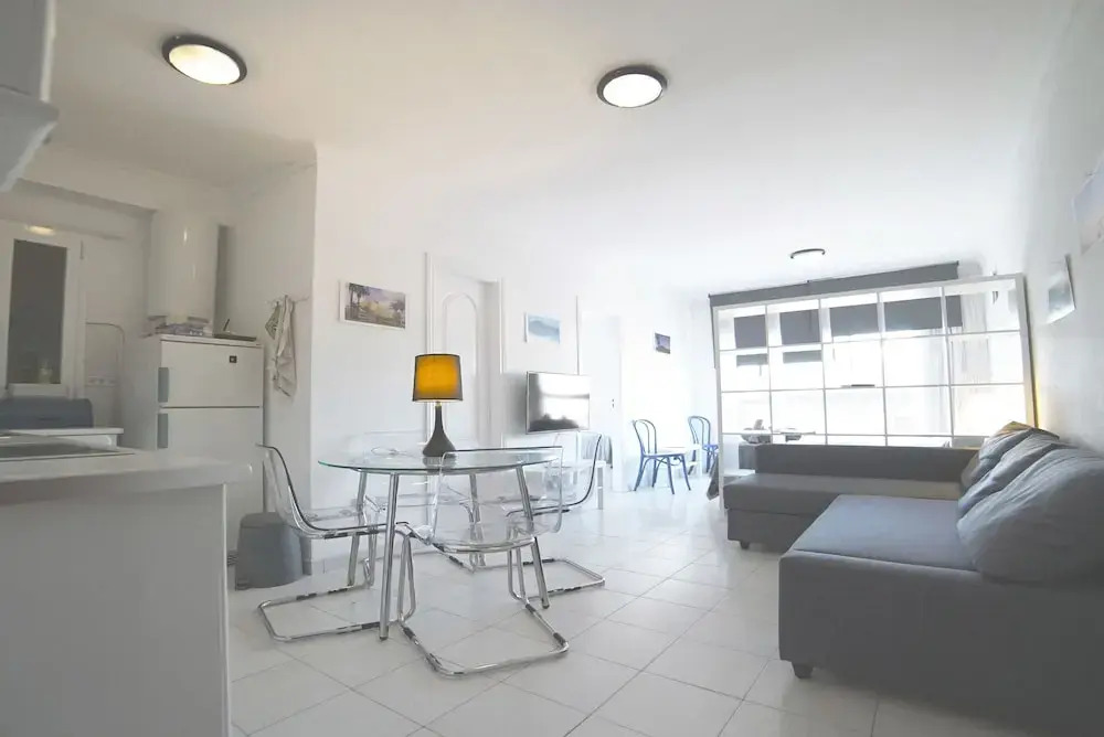 Harbour Apartment With Lobos View