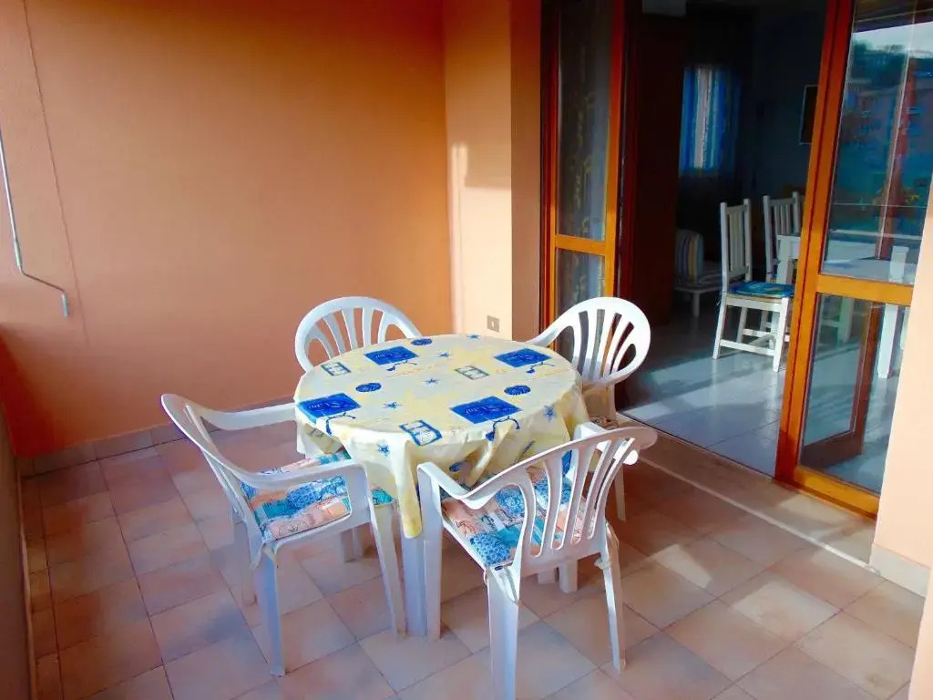 S220 - Sirolo, Trilocale in Centro Con Terrazzo