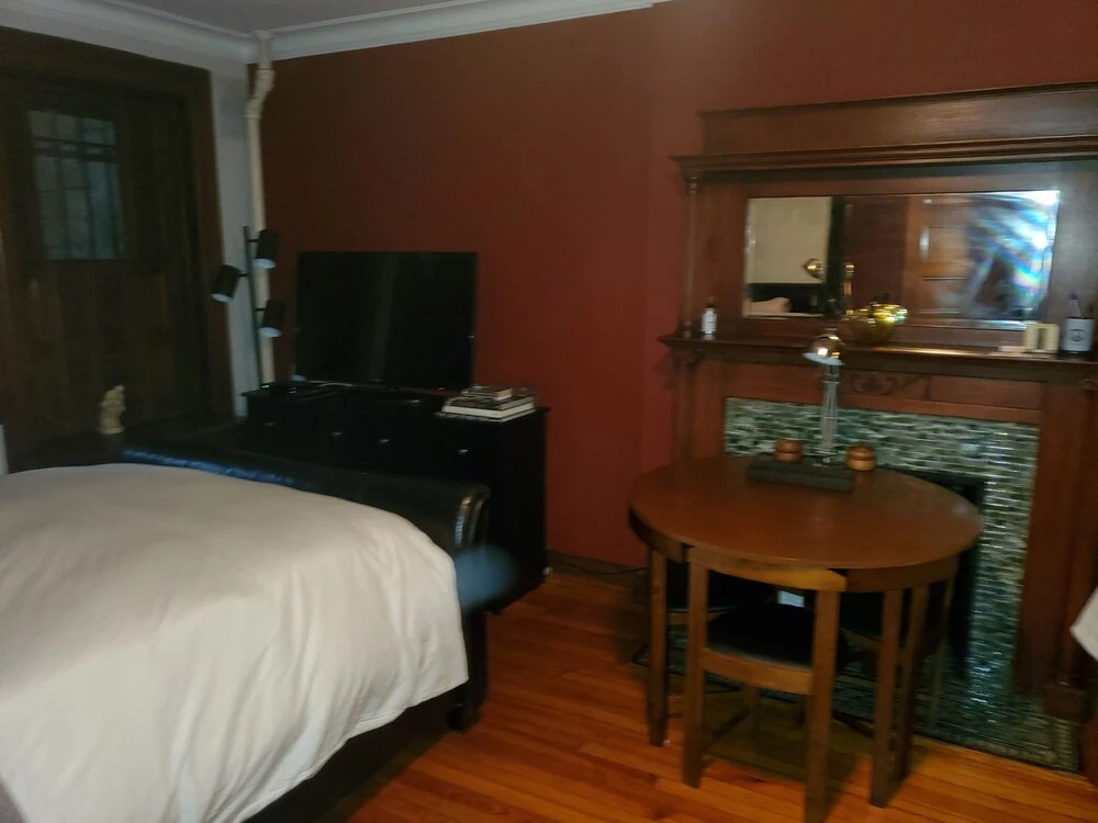 West119thB&B