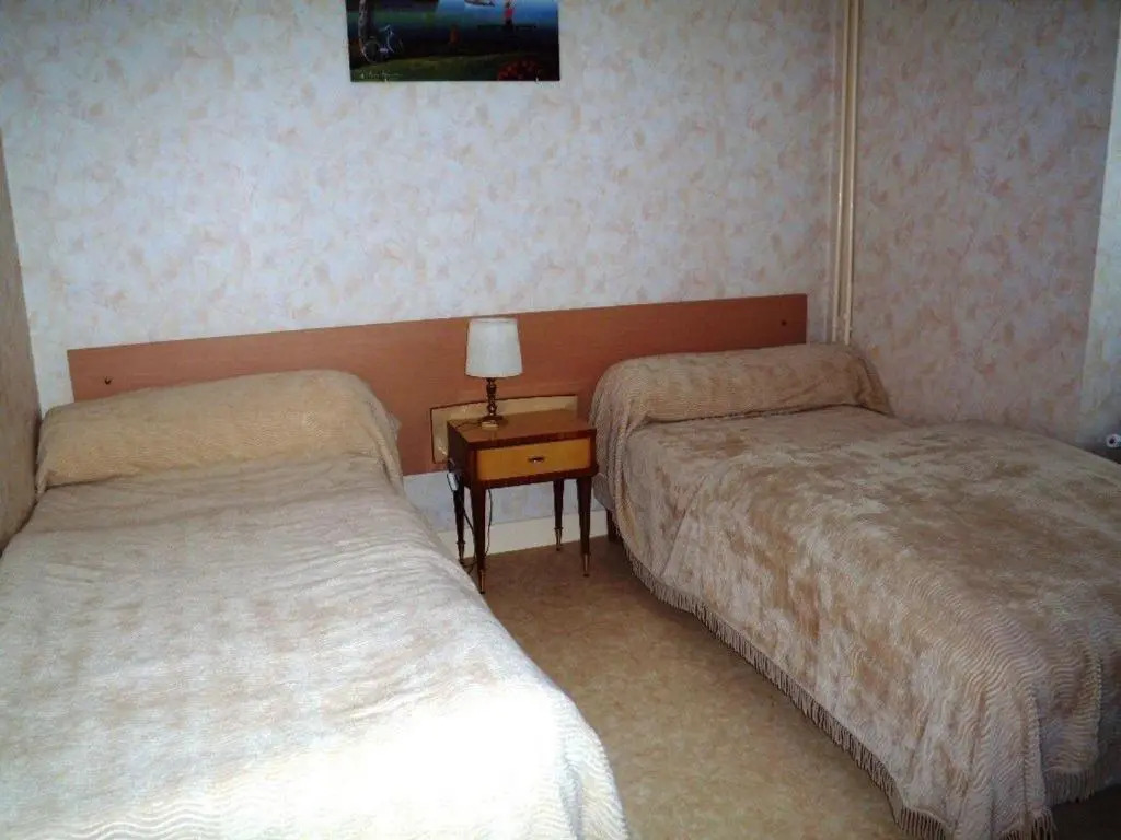 Appartement Cauterets, 3 pièces, 4 personnes - FR-1-234-132