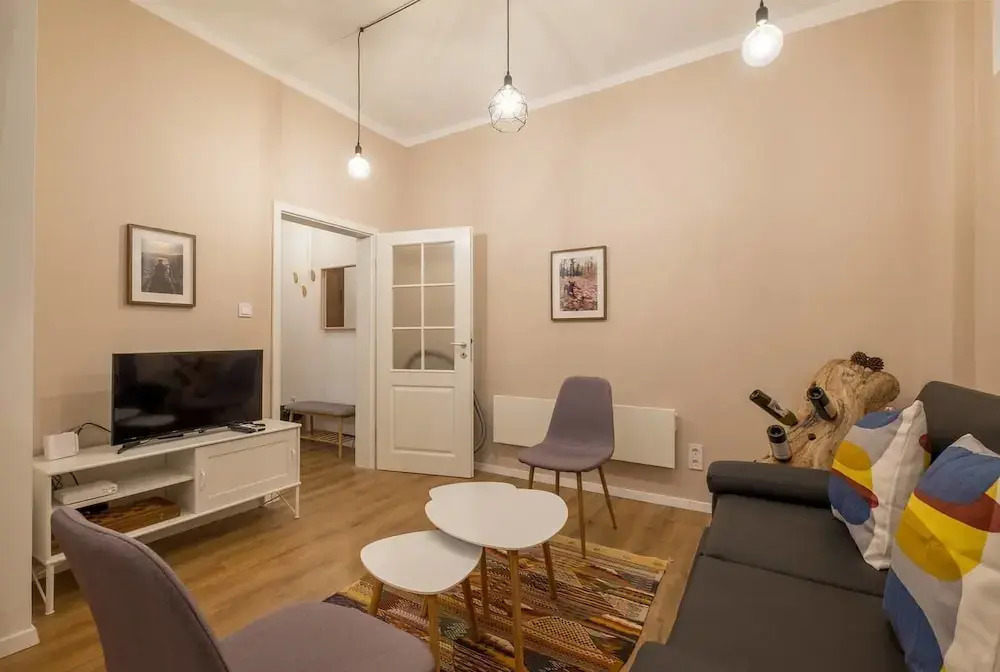 FM Deluxe 1-BDR Apartment - Solunska street