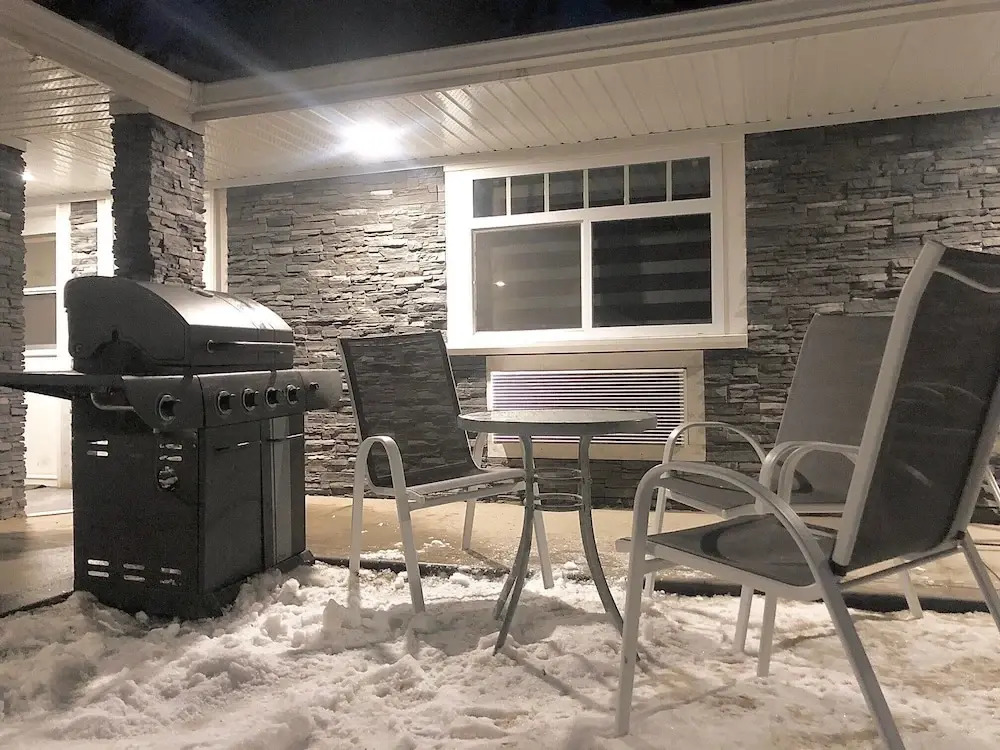 Bison Motel