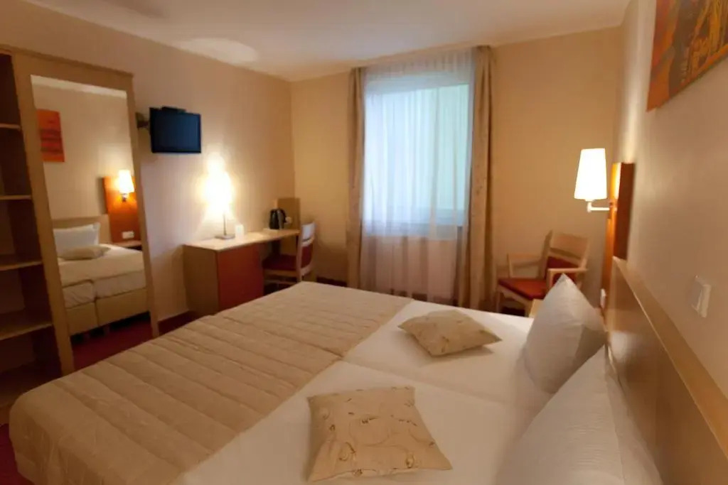 Apartments Atomis Hotel Düsseldorf City