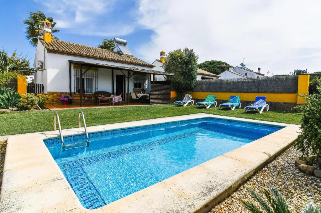 Villas Dehesa Roche Viejo