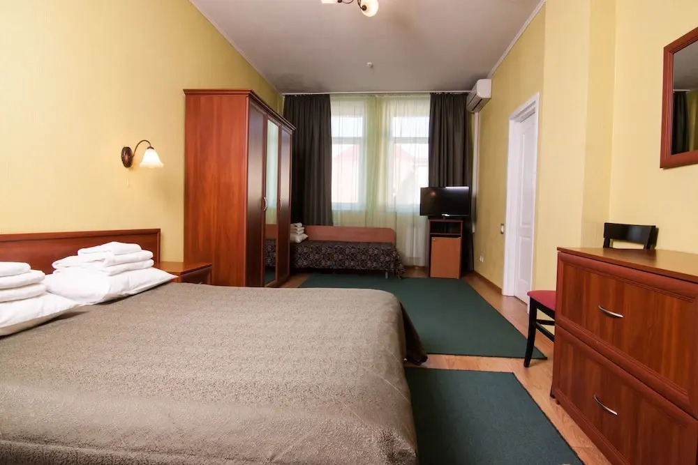 Mini hotel on Geroiv Energetykiv,18