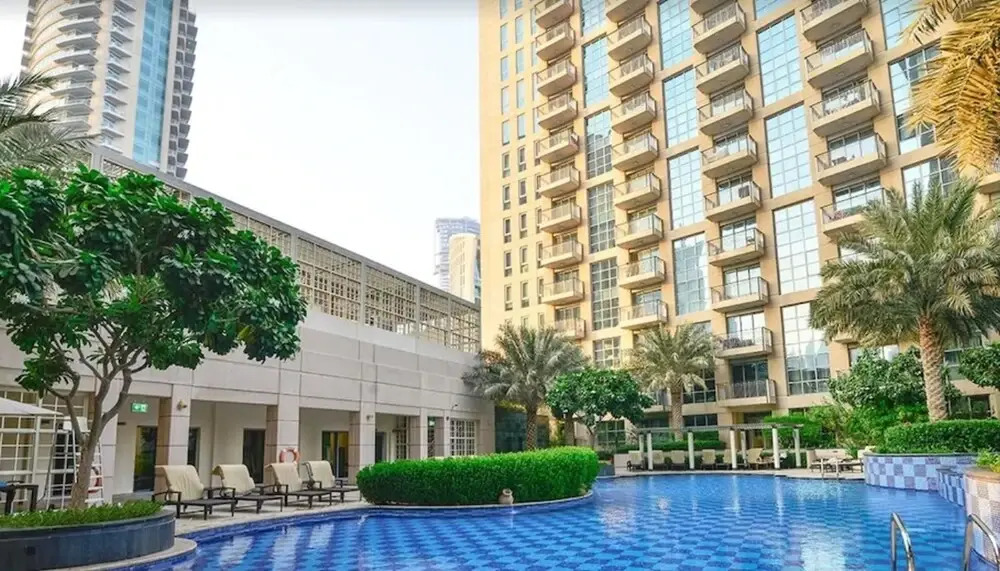 Skyline Serenity Holiday Home I Grande Signature 2 Bedroom Apartments I Persian Gulf Views I Free Parking, Gym, Pool & Wi-Fi