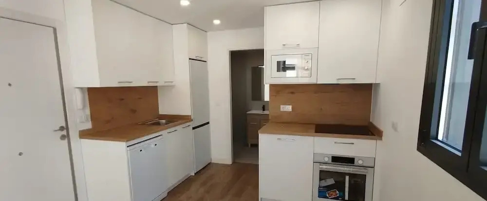 APARTAHOTEL MADRID URBAN SUITES - EDIFICIO EXCLUSIVO- 7 Apartments Boutique Full Equiped
