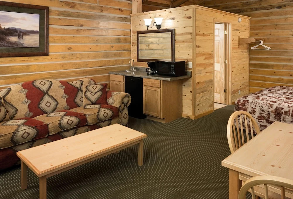 Rock Crest Lodge & Cabins