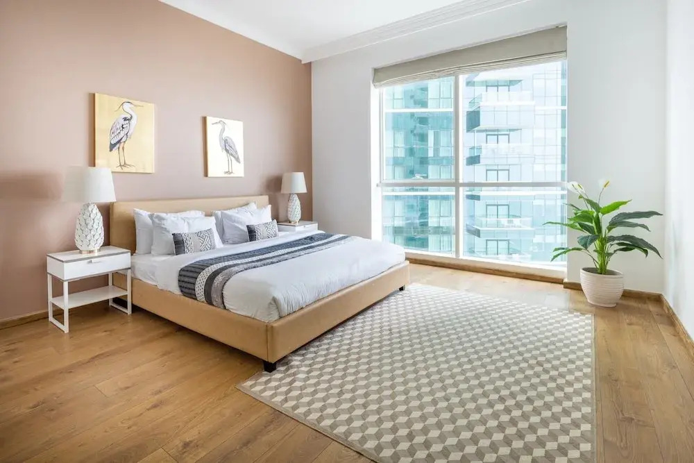 Grand 2BR w/ a Full Sea View & Direct Beach Access