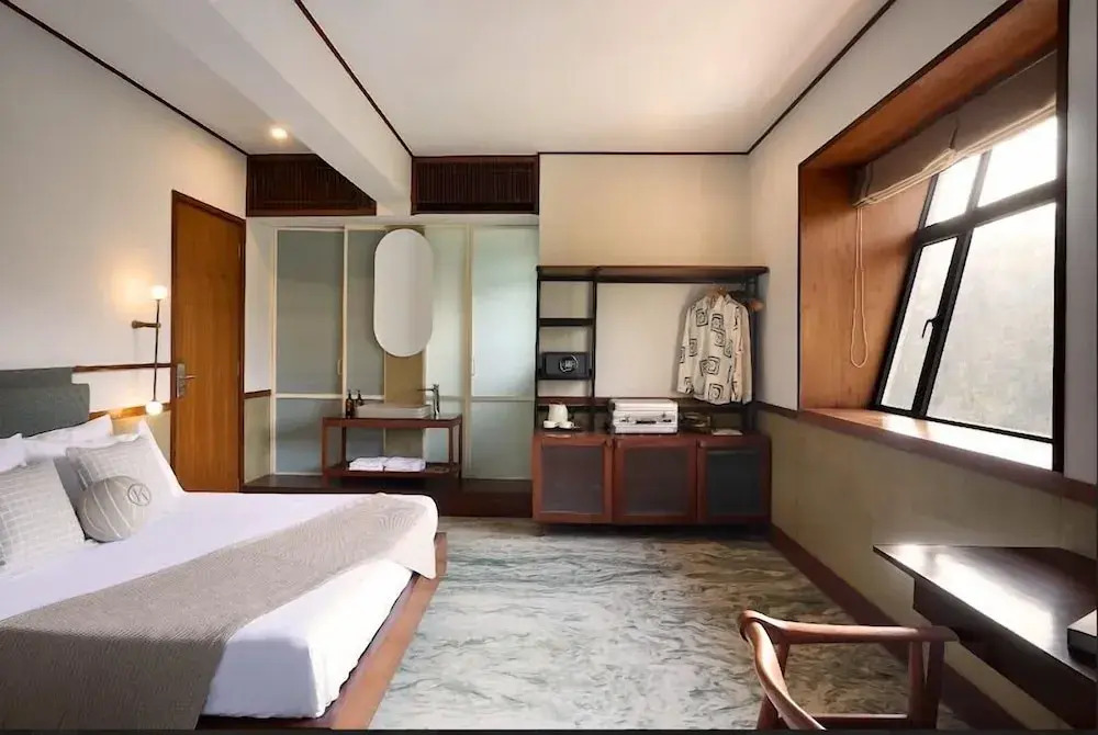 The Kin Hotel