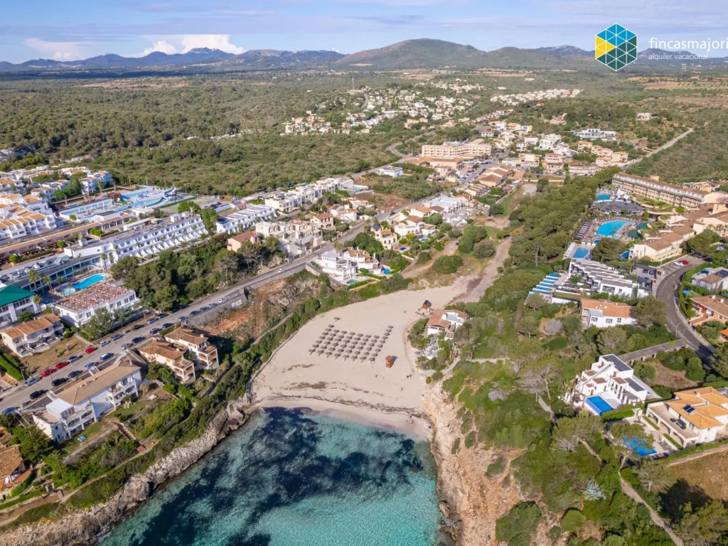 Cala Mendia Holiday Home