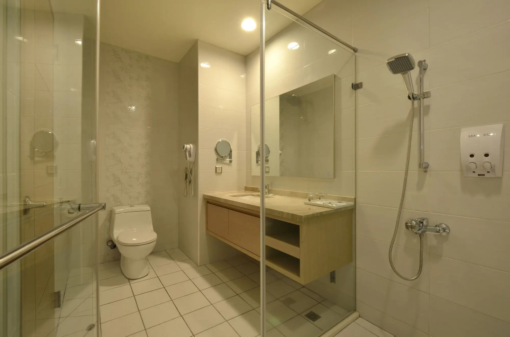 Ever Delightful Business Hotel