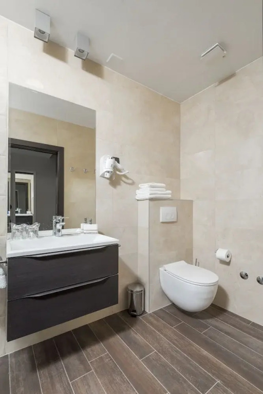 Sea View Luxury Rooms Seven of Nine