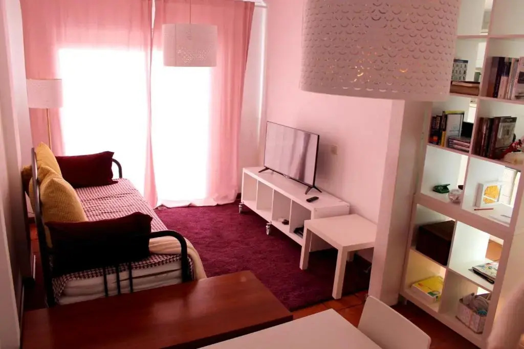 Apartment With one Bedroom in Porto, With Furnished Terrace and Wifi -