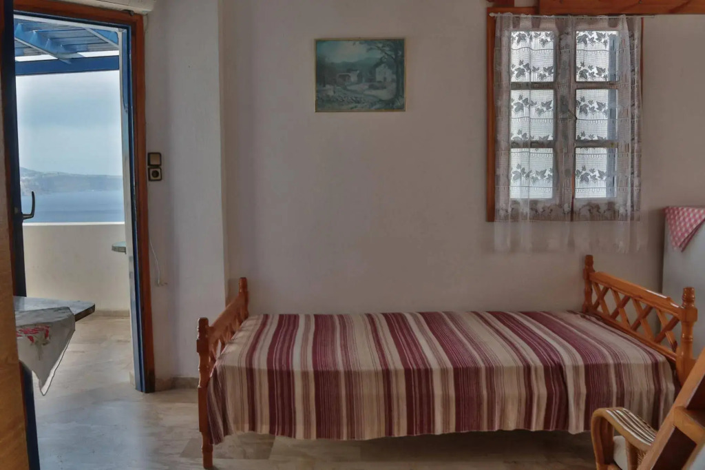 Stelios Rooms