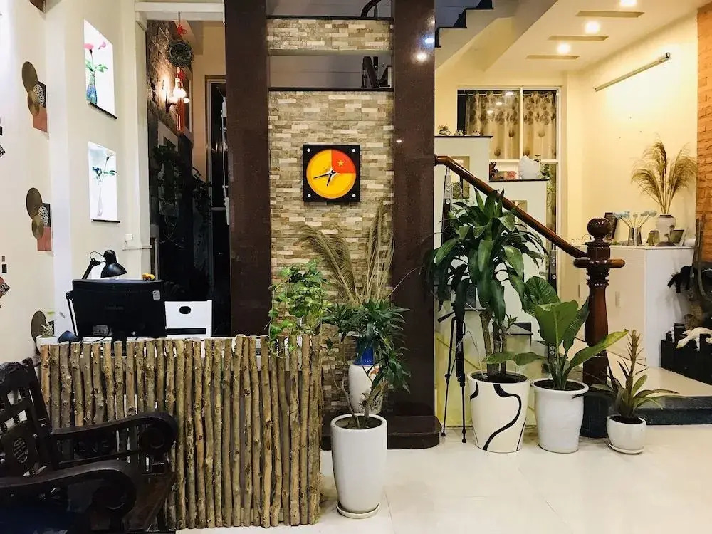 NEXSTAY Forest Home