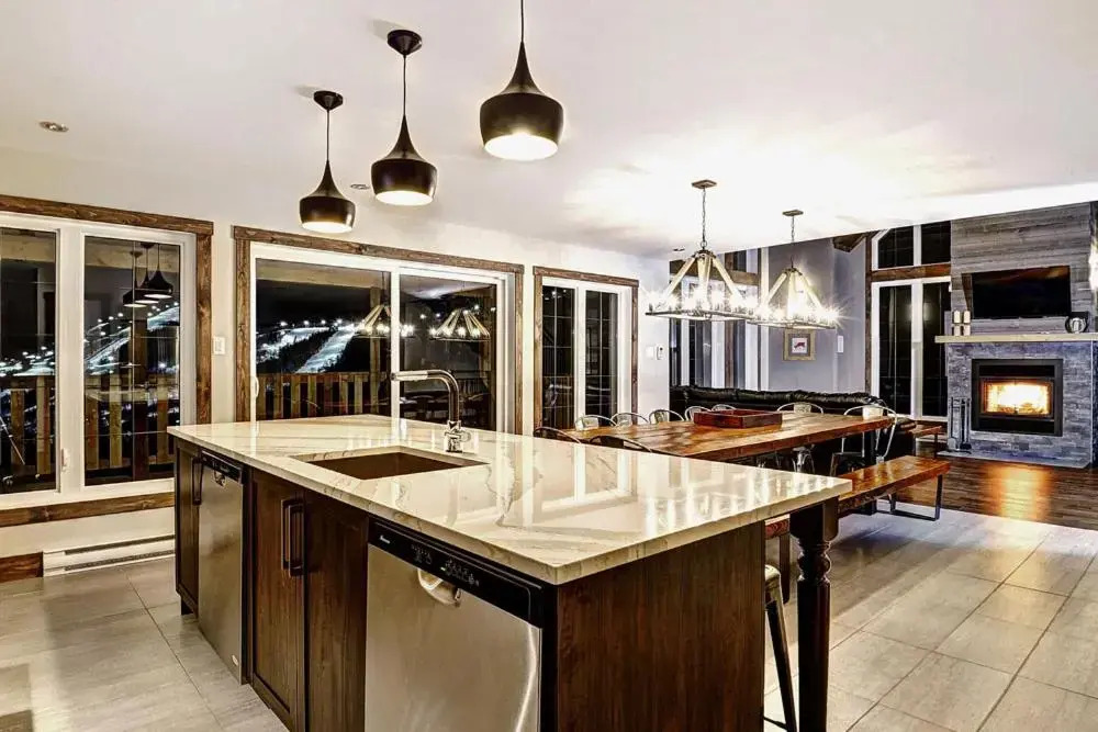 Chalets Alpins - 42 Chemin Blanc