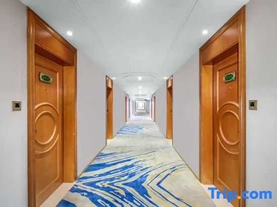 Vienna Hotel Kunming Yunda West Road Xiaodong Village Metro Station