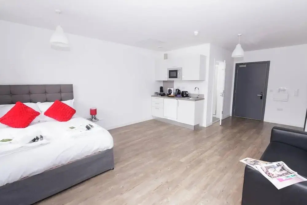 Beautiful Apartment In Vibrant City Centre!