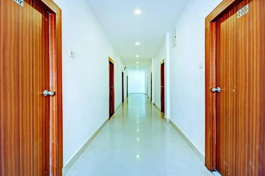 Hotel Meridian Grand
