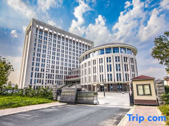 Huajiaxin Wenxuan Hotel (Longzi Lake)