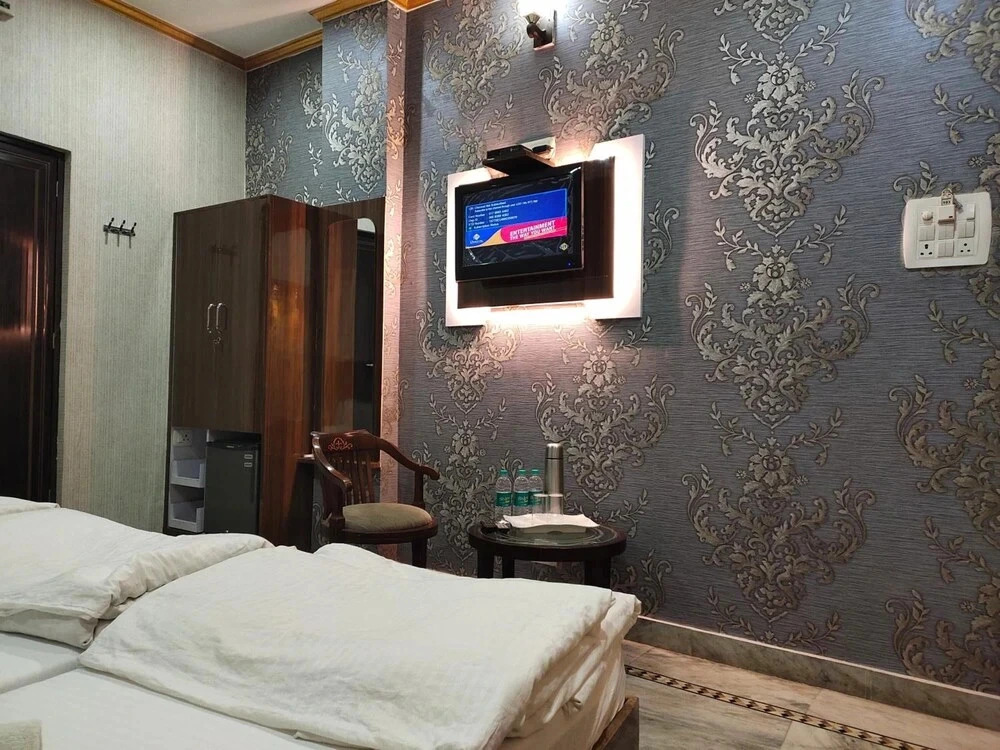 Hotel Shivratri Guest House