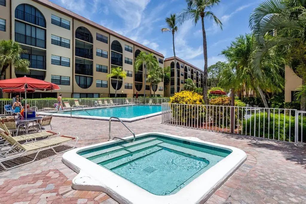 The "Anglers Way" Condo I 5th Floor w/ Views of Factory Bay