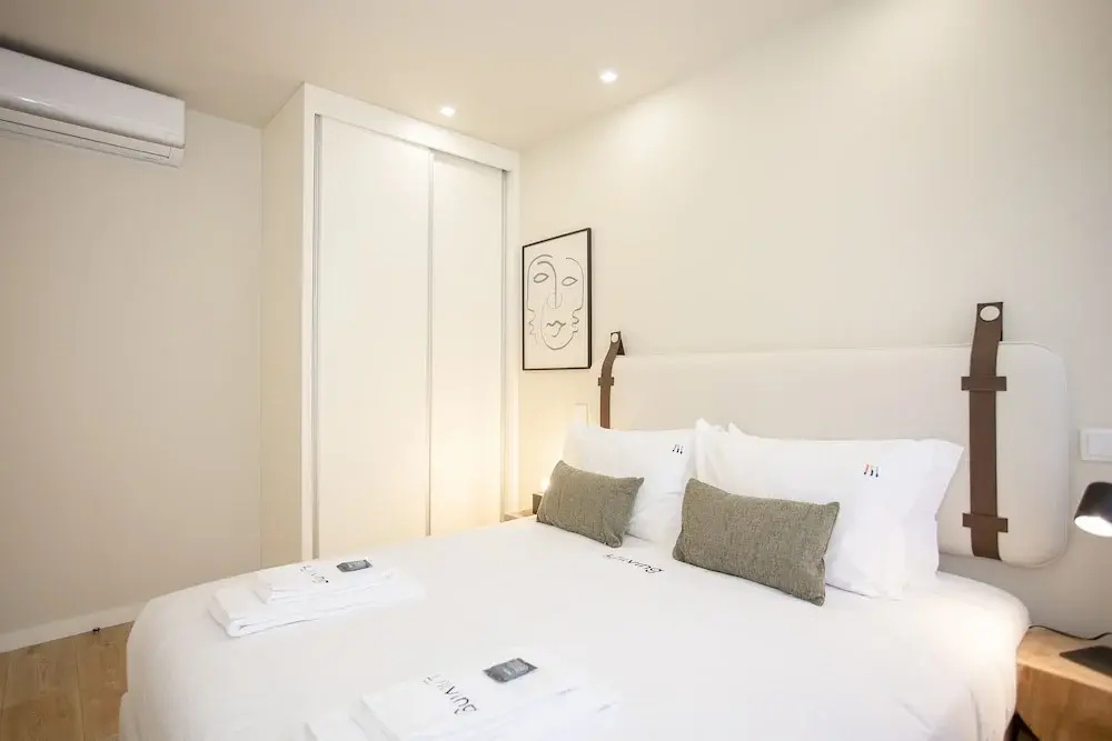 Liiiving in Porto-Uptown Pearl Apartment
