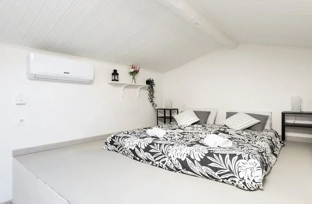 DOMYS GUEST HOUSE