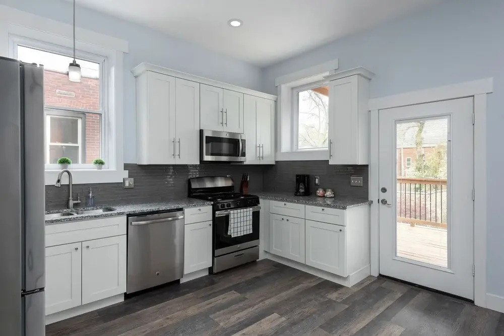 Apartments at 4340 Laclede Ave