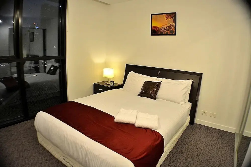 Royal Stays Apartments Docklands
